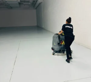 Floor maintenance in commercial facility